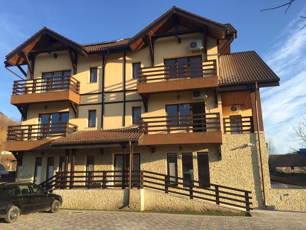 Pensiunea Royal Spa Piatra Neamţ Zewnętrze zdjęcie