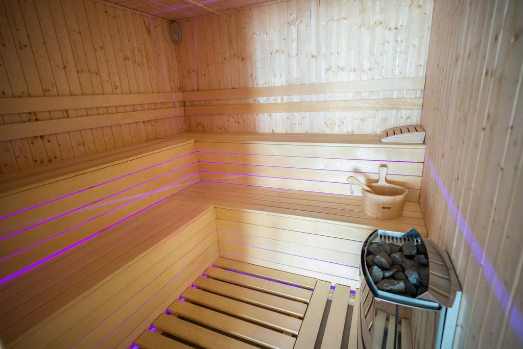 Pensiunea Royal Spa Piatra Neamţ Zewnętrze zdjęcie